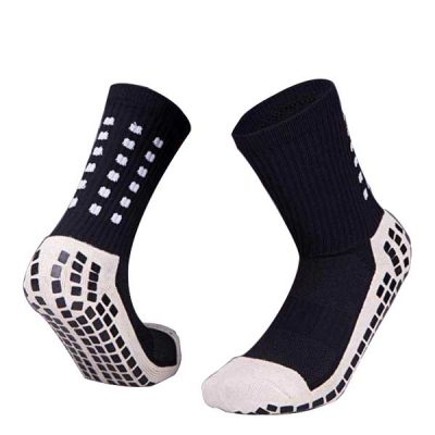 Tất chống trơn Soccer Playmaker Store giúp tăng độ bám, giảm trượt, bảo vệ chân, nâng cao hiệu suất thi đấu.