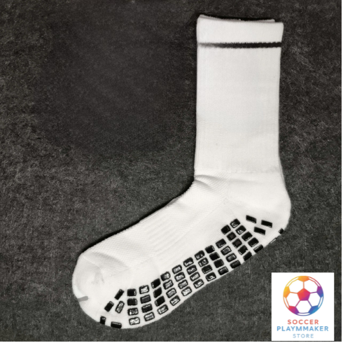 Tất chống trơn Soccer Playmaker là sản phẩm lý tưởng dành cho các cầu thủ bóng đá từ nghiệp dư đến chuyên nghiệp, mong muốn cải thiện độ bám